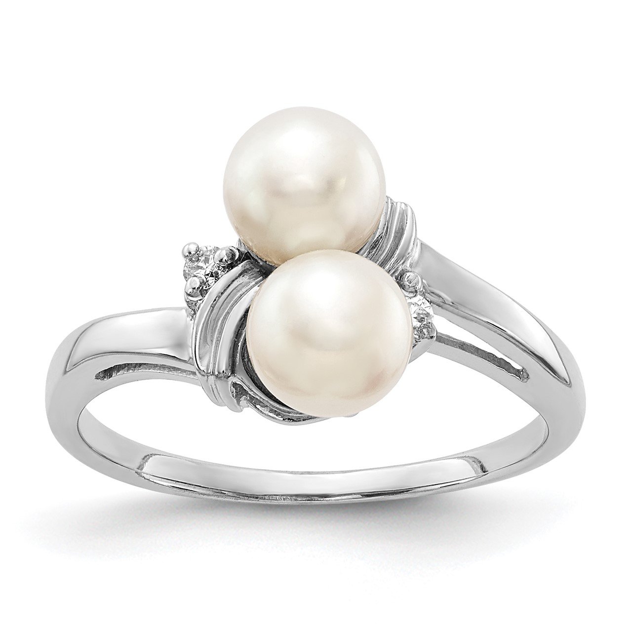 14k White Gold 5.5mm FW Cultured Pearl VS Diamond ring